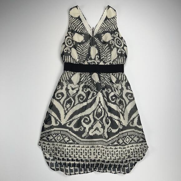Milly of New York Bold Black White Geometric Cross Back V-Neck Dress Size 2 - Picture 16 of 16